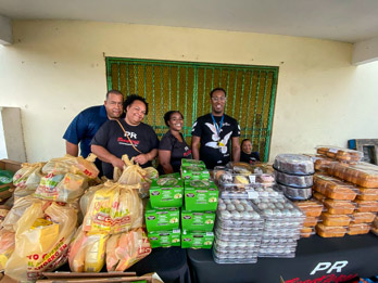 Distribución de alimentos en Loíza